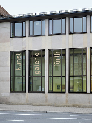 Fassadenbeschriftung